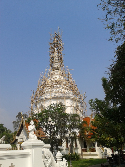 ขอเชิญบูชาล็อกเก็ตพระอาจารย์มั่น-ครูบาเจ้าศรีวิชัย  วัดป่าดาราภิรมย์