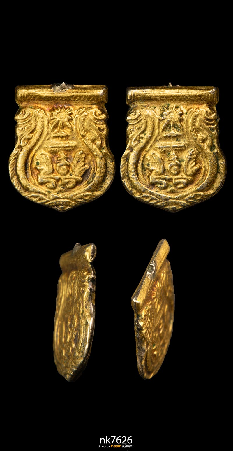 เหรียญเสมาพระราชทาน "รร" รัชกาลที่ ๖ เนื้อทองคำ พิมพ์เล็ก นํ้าหนักทอง1.36กรัม