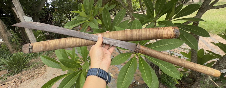 มีดดาบหลวงพ่อทบวัดชนแดน