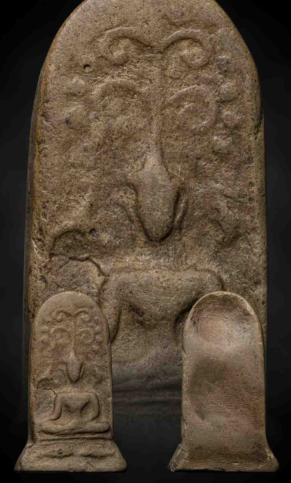 พระยอดขุนพลเวียงกาหลง พิมพ์นกปลา