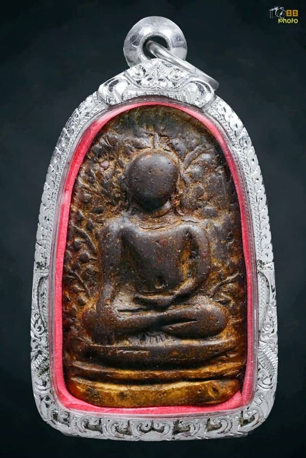 พระเปิมกรุดอนแก้ว จ.ลำพูน