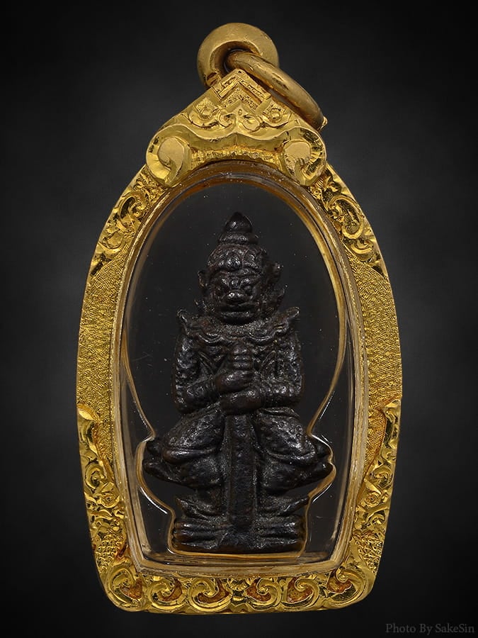 ท้าวเวสสุวัณ หลวงปู่หมุน ฐิตสีโล ปี 2545