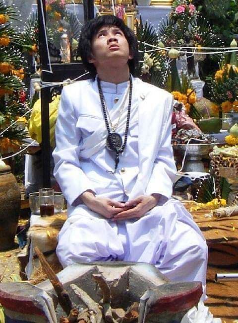 พญาเขาคำเสพนาง อาจารย์เบส