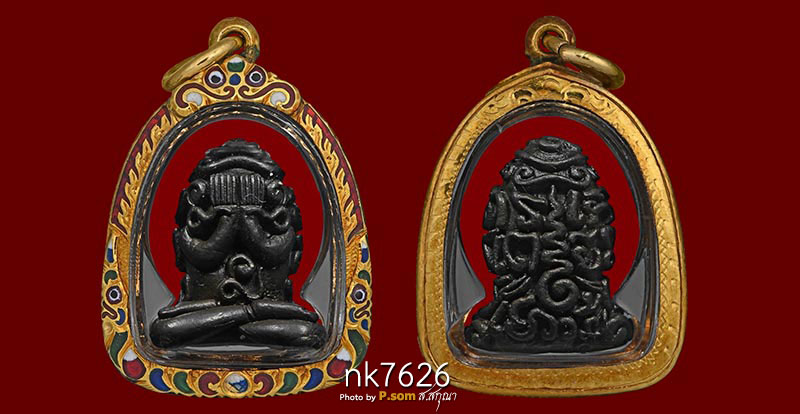 พระปิดตามหาโชค  หลวงพ่อเกษม เขมโก 2518 เนื้อนวะ มาพร้อมเลี่อมทองลงยา สวยแชมป์