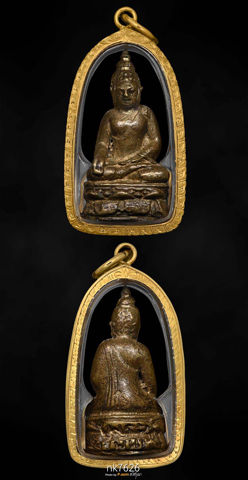 พระกริ่งพระไพรีพินาศ วัดบวรนิเวศ 2495 พิมพ์บัวเหลี่ยม มาพร้อมเลี่อมทอง