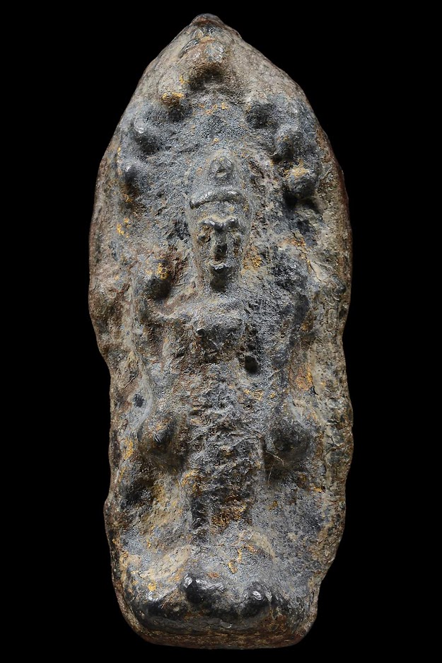 พระนารายณ์สี่กร กรุวัดพระศรีรัตนมหาธาตุ จ.ลพบุรี