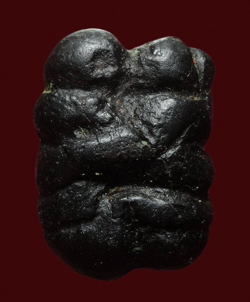 อิ่น ล้านนา หินแกะ 100 ปี