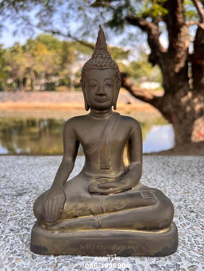 พระบูชา รุ่นแรกพระเจ้าแสนหลวง วัดหลวง แพร่ ขนาด 5นิ้ว