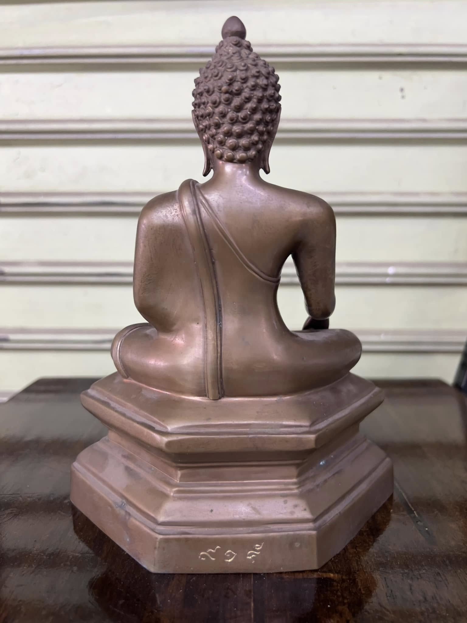 พระบูชา สมเด็จพระยุพราช ปี พ.ศ 2528 ปี 2528 ขนาด5นิ้ว