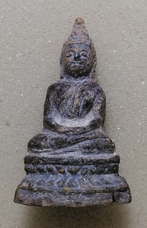 พระแก้บน เนื้อสนิมแดง