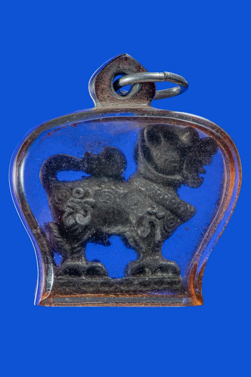 สิงห์ รุ่น 1 ลพ.กวย เลี่ยมโบราณ