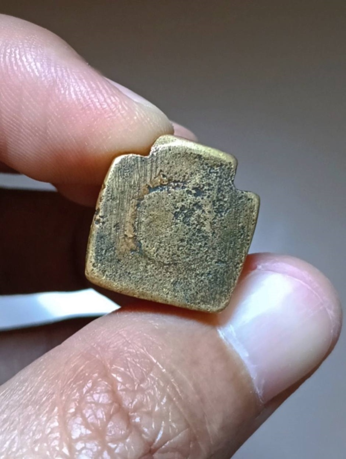 รูปหล่อพระเจ้าตาก วัดสุทัศน์ ปี2494