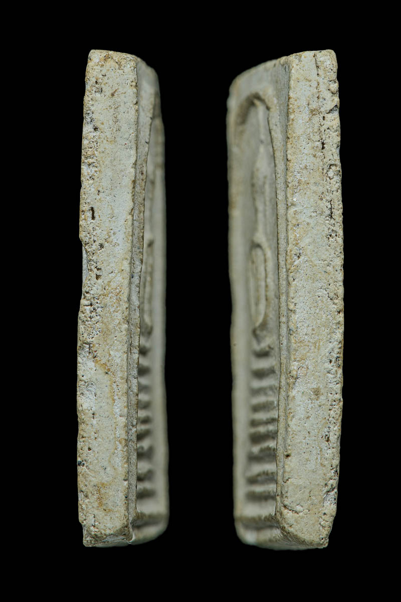 พระสมเด็จ หลวงปู่ภู พิมพ์ 8 ชั้น แขนกลม