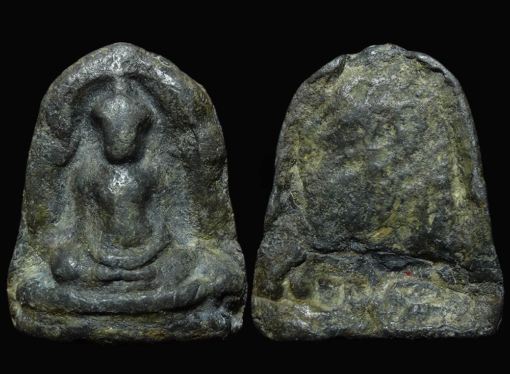 พระร่วงนั่ง สนิมแดง กรุบ้านละหาร สุพรรณ