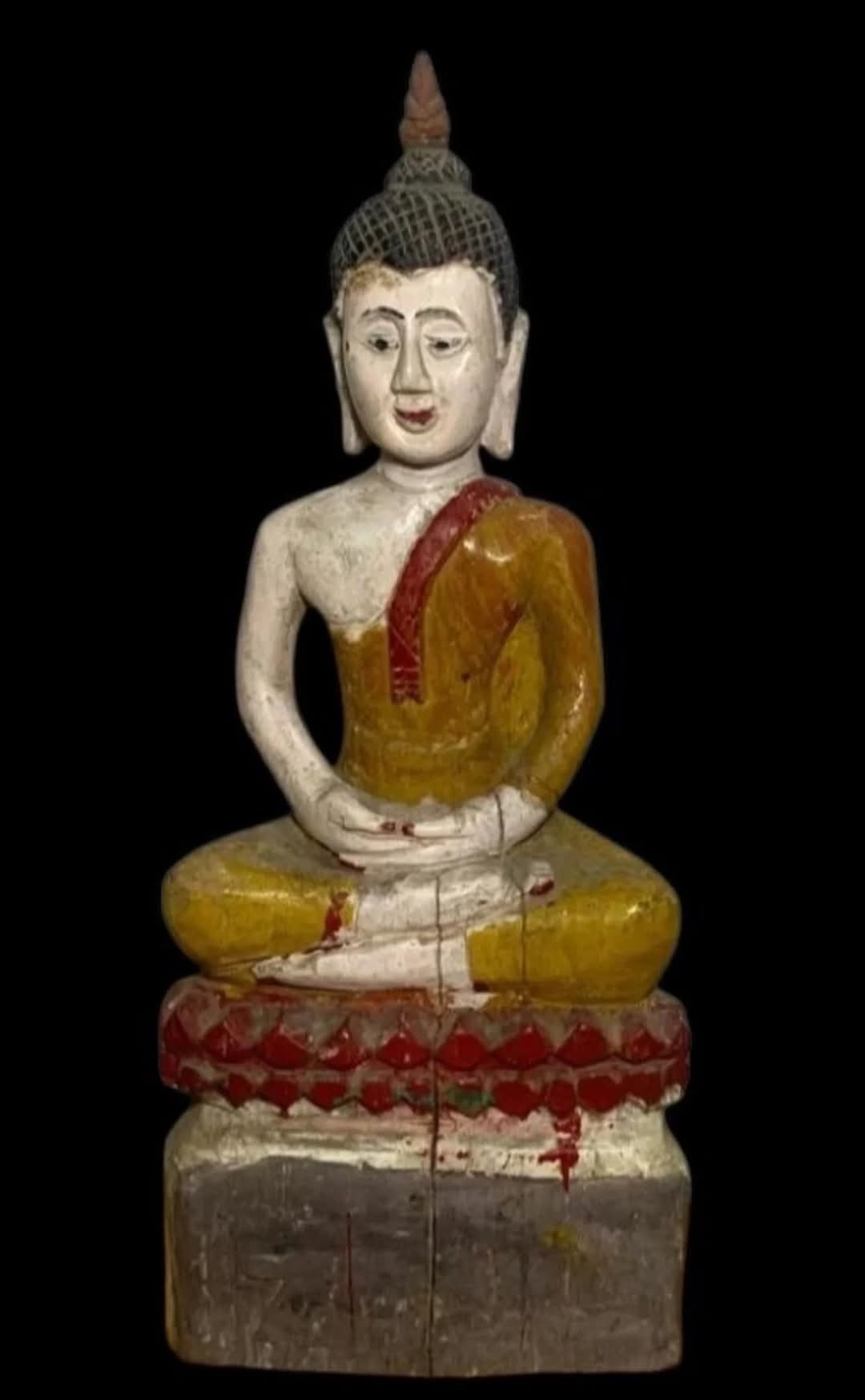 พระไม้แกะล้านาสวยคาสสิค