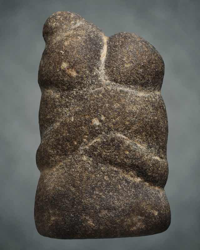 อิ่นล้านนา เนื้อหินแกะ ศิลปะล้านนาโบราณ 