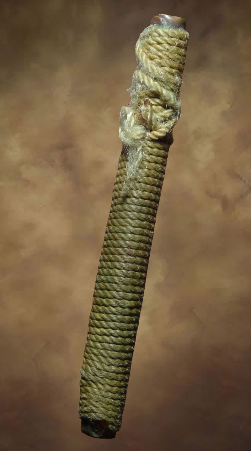 ตะกรุดสาริกา เนื้อทองแดงพันเชือกป่าน 