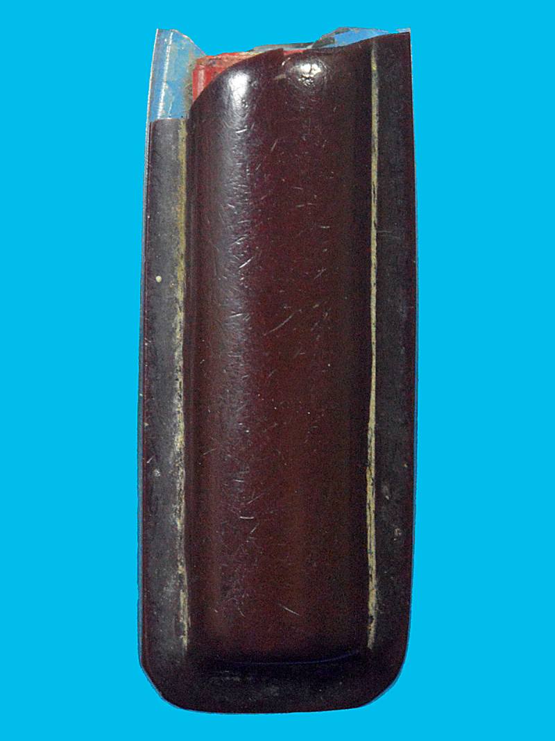 ตะกรุดกระดาษสา ทาสีแดง ปิดทอง มีจาร