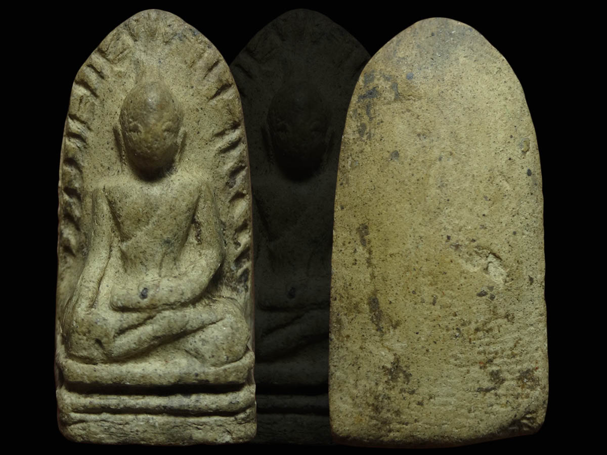 พระรอดวัดพระสิงห์ปี2496 พิมพ์หน้าหนูใหญ่