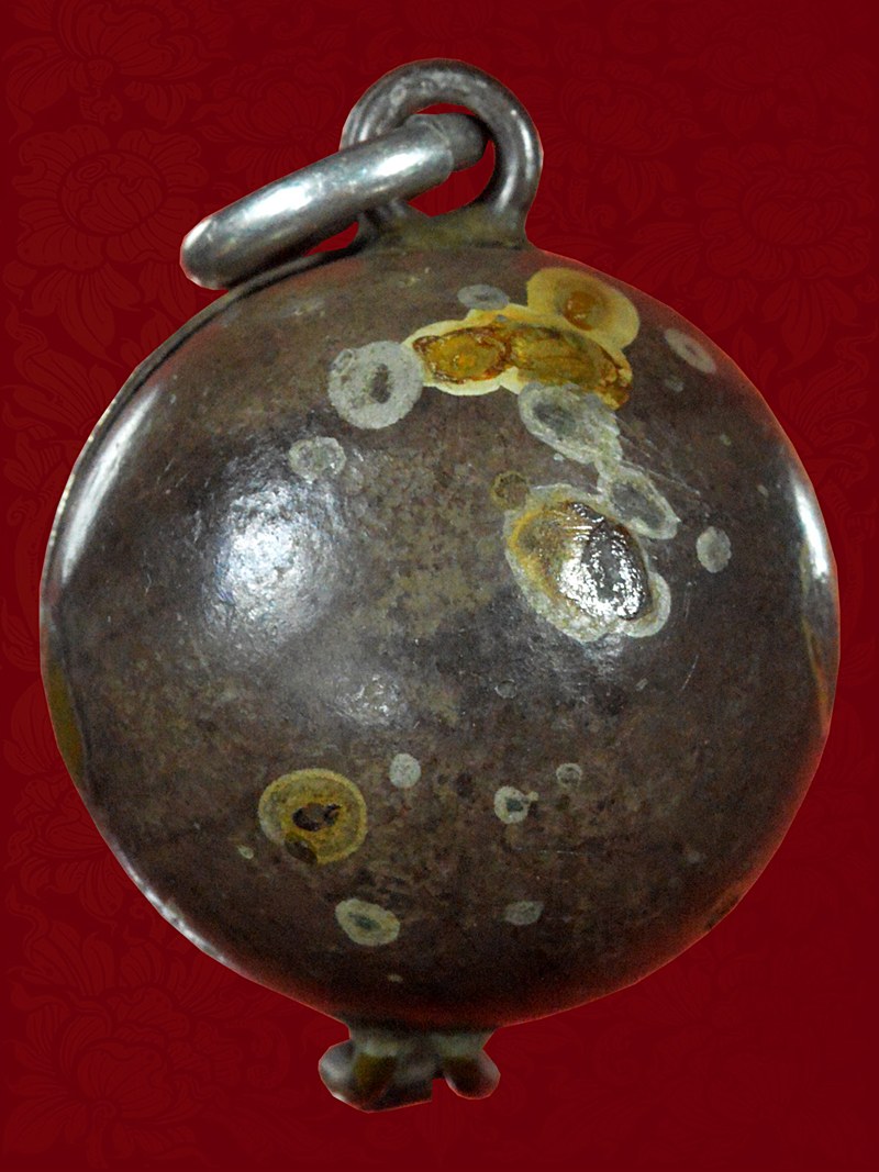 ลูกอมผงพรายกุมาร อาจารย์เบส เมืองฝาง