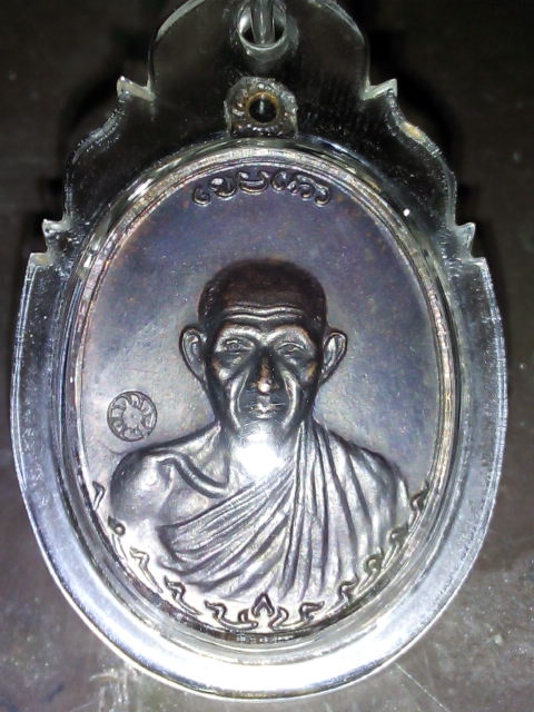 ขออนุญาติลงใหม่คับกองพัน2พร้อมเลี่ยมกันน้ำพร้อมกล่องรมดำสวยแบบกิ๊บๆคับ