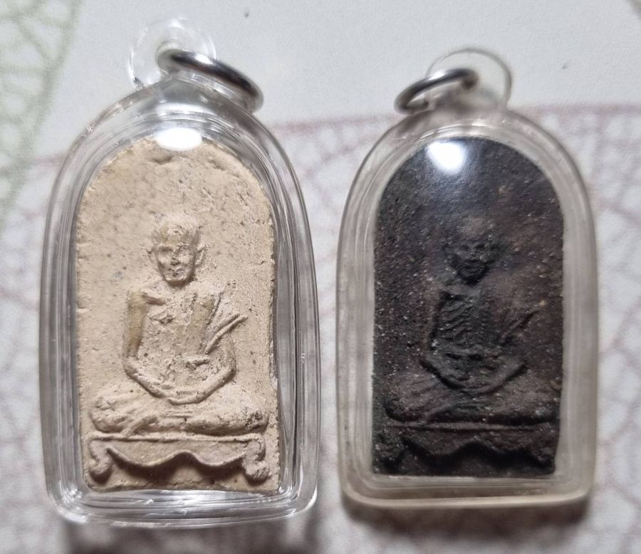 พระผงครูบาแก้ว วัดน้ำซำ 2 องค์