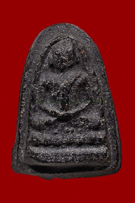 พระเพชรหลีก เมืองชลบุรี