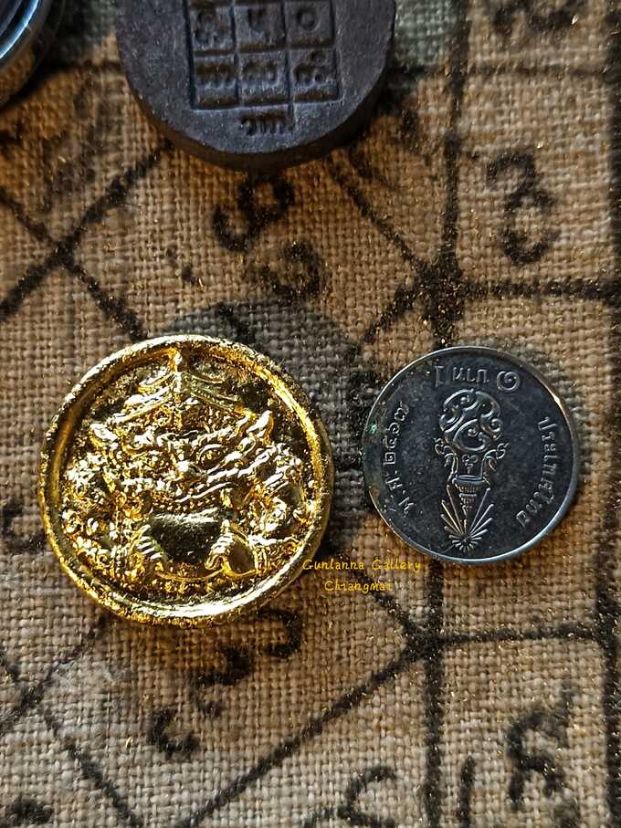 พระราหูเนื้อผงยาพิเศษ วัดทุ่งโป่ง