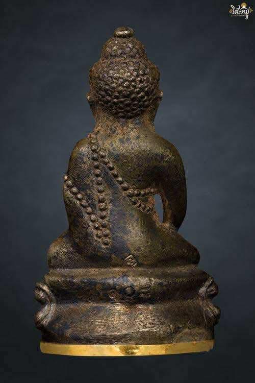 พระกริ่งมหาปราบ เนื้อเงินก้นทองคำ