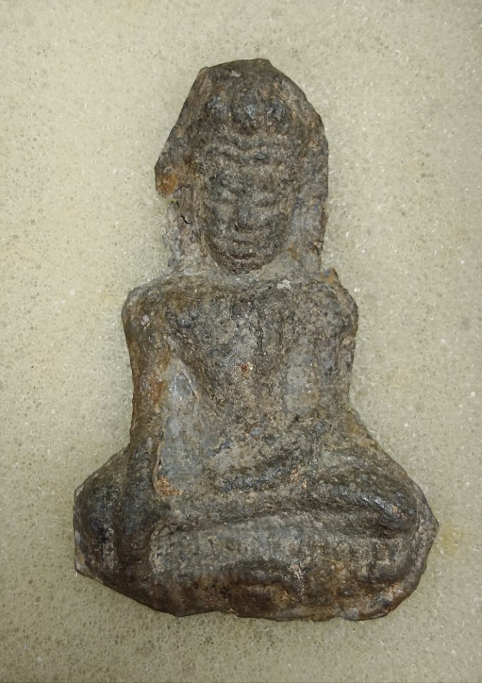 พระเทริดขนนก