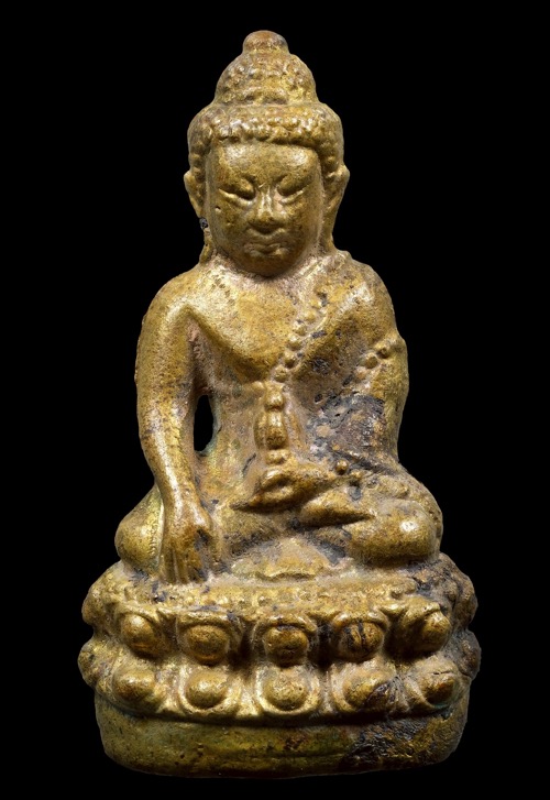 พระกริ่งบรมครู32 เนื้อทองทิพย์ ปี49