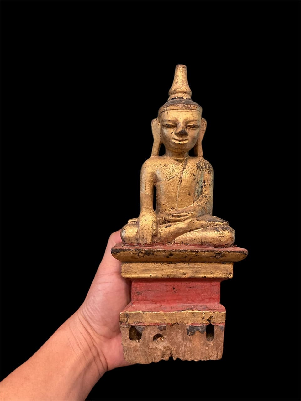 พระไม้โบราณศิลปะชานหรือ ฉาน