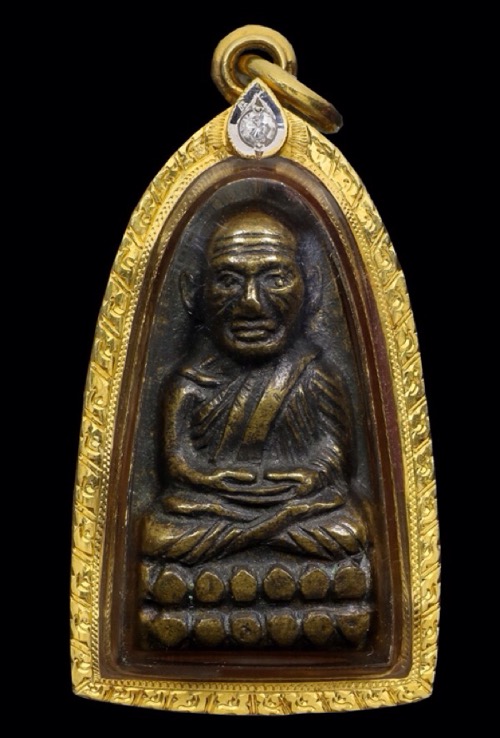 หลวงพ่อทวดหนังสือพิมพ์เล็ก ว.จุด ยอดนิยม