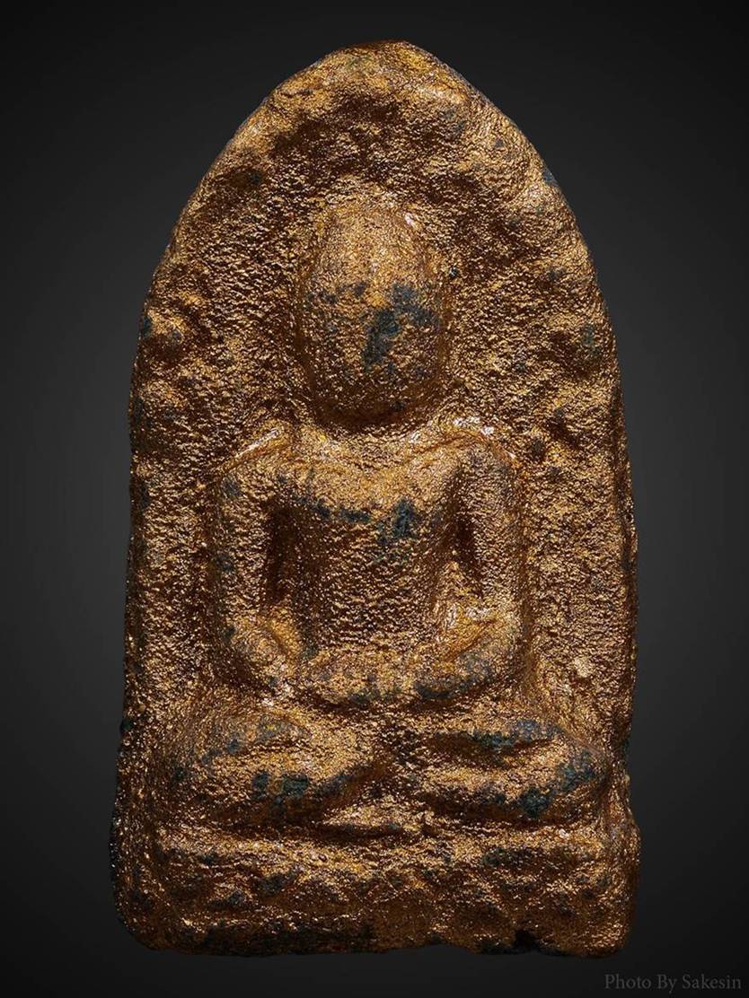 พระรอดรุ่นแรกทาทอง ครูบาจันต๊ะ หายาก