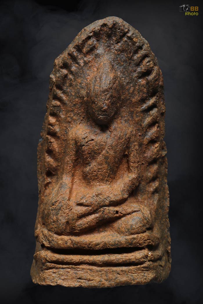 พระรอดวัดพระสิงห์ พิมพ์หน้าหนูใหญ่