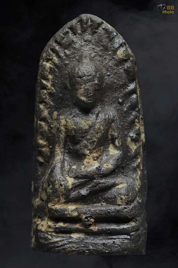 พระรอดวัดพระสิงห์ พิมพ์ใหญ่พระประธาน