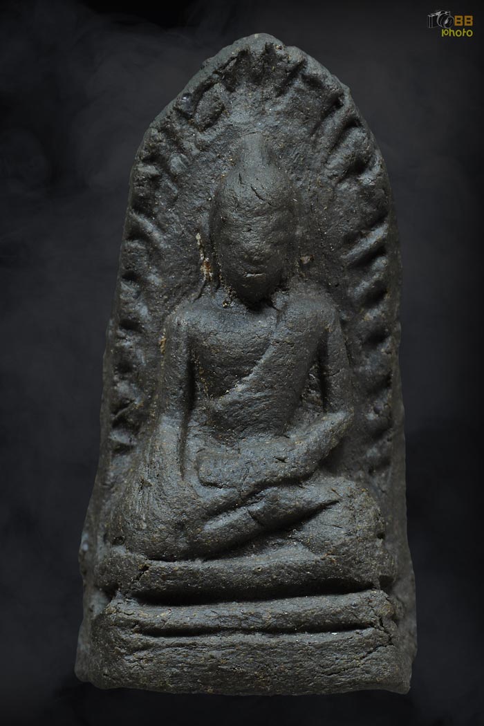 พระรอดวัดพระสิงห์ พิมพ์กลาง