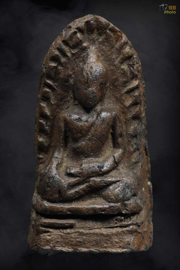 พระรอดวัดพระสิงห์ ก้นจารหลวงพ่อเงิน