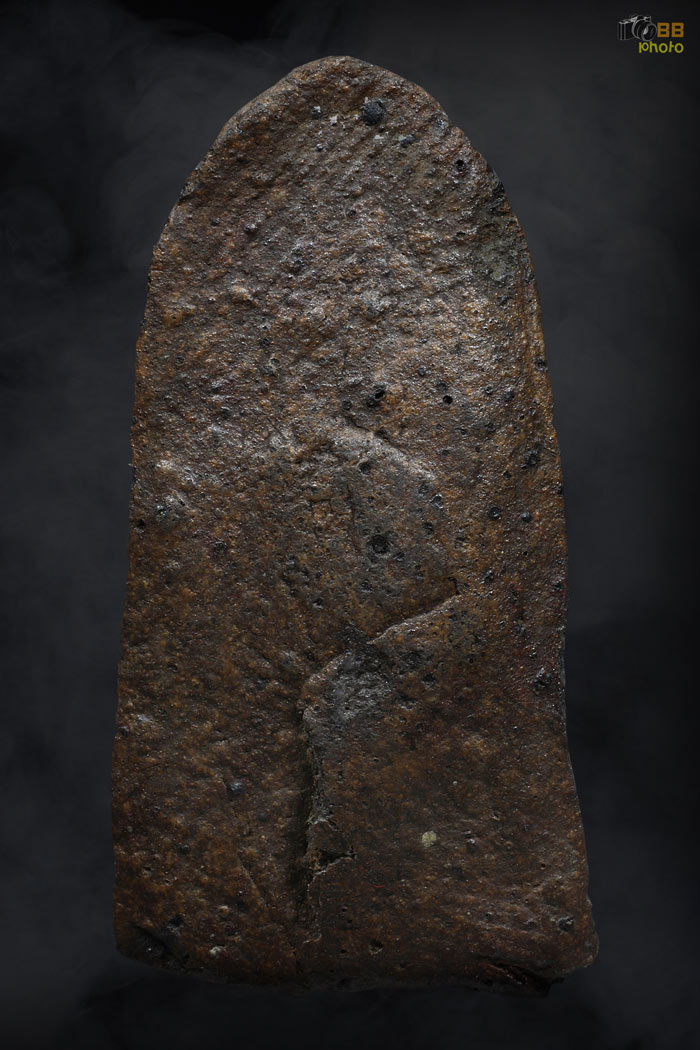 พระรอดวัดพระสิงห์ ก้นจารหลวงพ่อเงิน