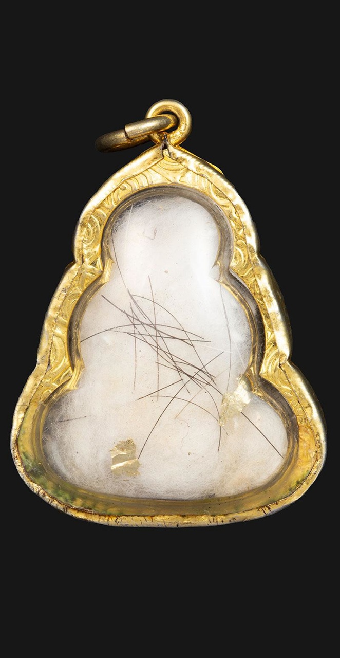 ทันตธาตุและเกศาฯ
