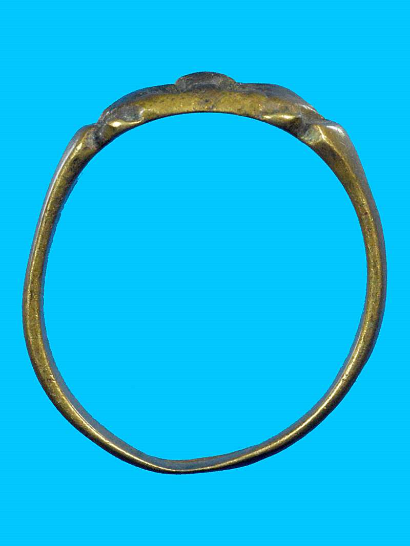 แหวนหน้าเสือ ลพ.พูลทรัพย์ วัดอ่างศิลา