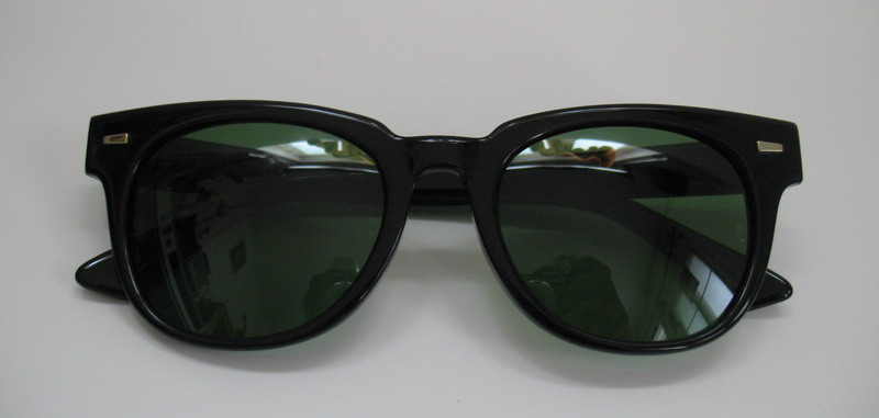 RAYBAN    OLDIES COLLECTION (Vintage USA) กรอบดำเลนส์เขียว B&L (BAUSCH &LOMB) สภาพไม่มีตำหนิใดๆทั้งส