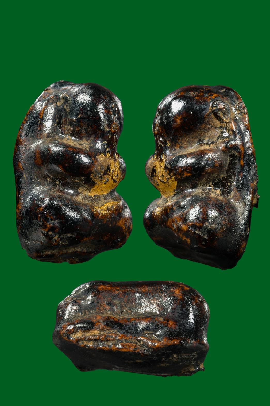 พระปิดตา ลพ.เปียวัดค้างคาว ผงจุ่มรักแดง