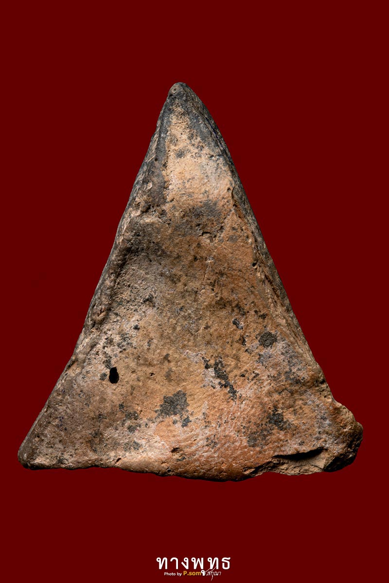 พระนางกำแพง พิมพ์ตื้น กำแพงเพชร