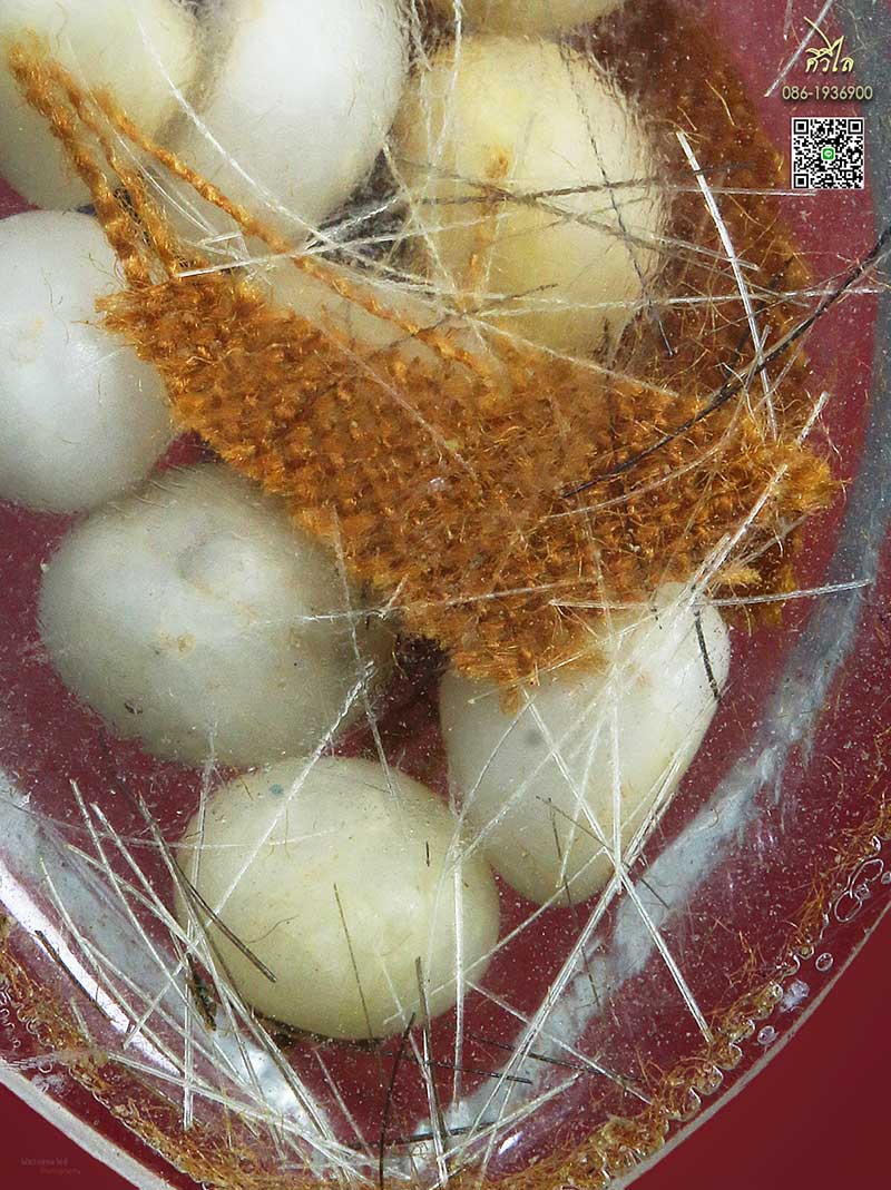 ชุดวัตถุมงคลเลี่ยมเดิมจากวัดครูบาชัยวงศ์