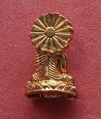 รูปหล่อพระพุทธเมตตา พุทธคยา อินเดีย