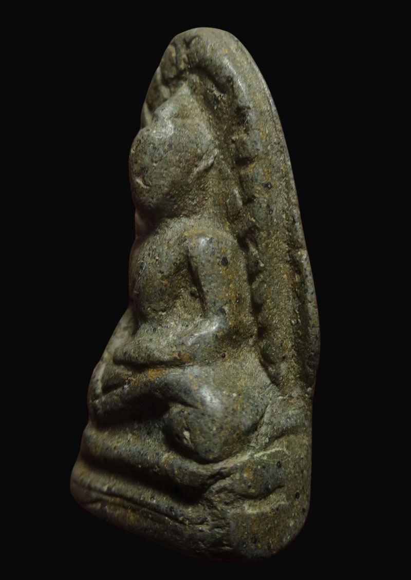 พระรอด ครูบากองแก้ว พิมพ์เล็ก