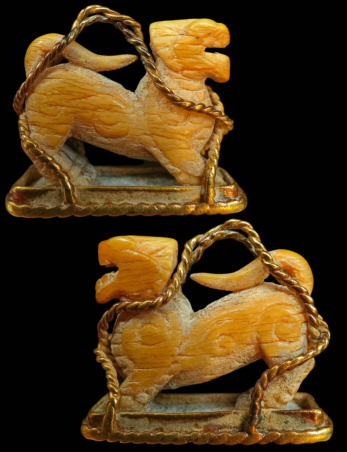 สิงห์หลวงพ่อเดิมวัดหนองโพ เลี่ยมทองเก่า