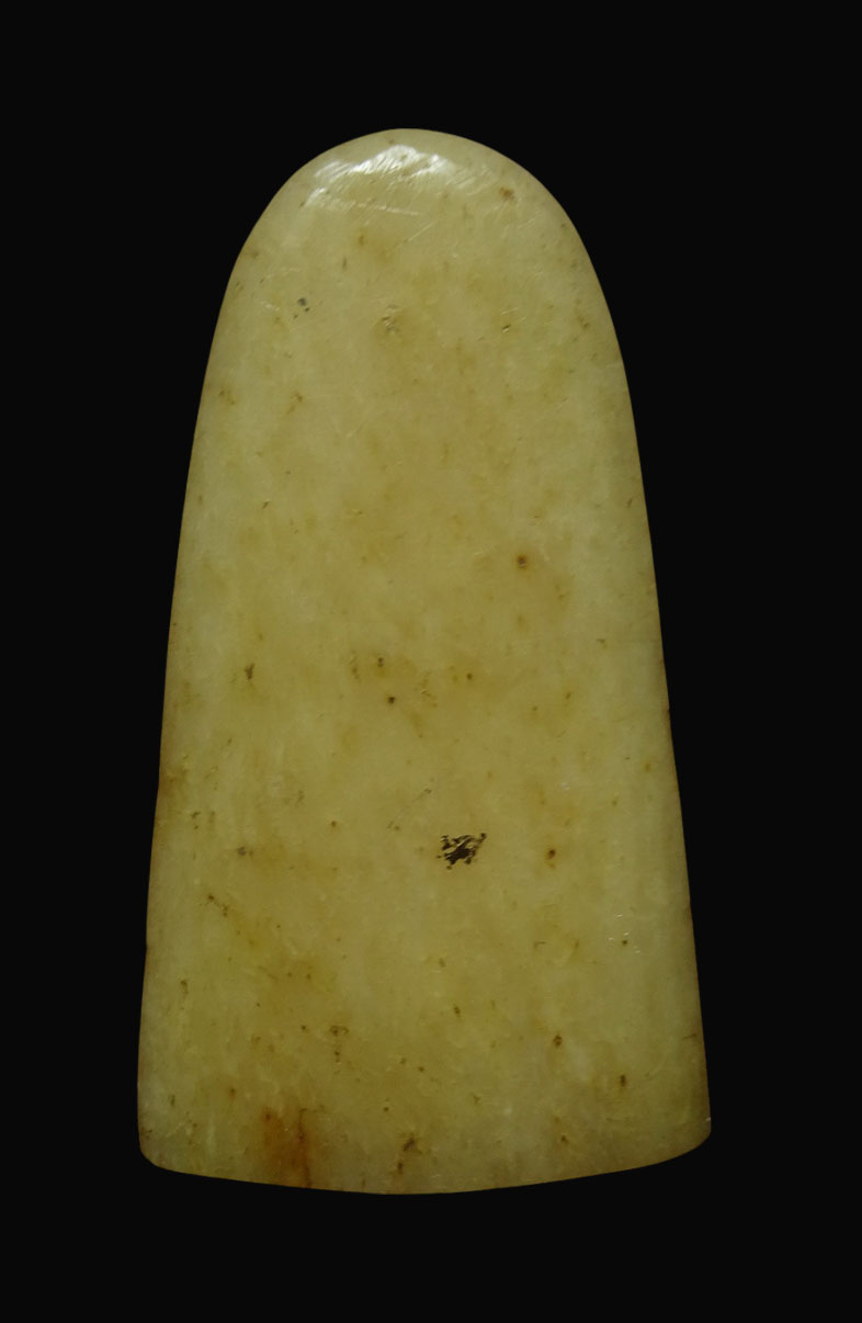 นางกวักเขาแกะ จารอักขระยันต์ด้านหลัง 