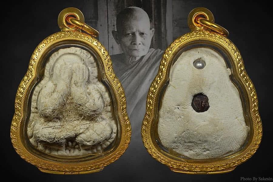 พระปิดตาโคตรผงหลวงปู่แหวน ผสมเส้นเกศา 